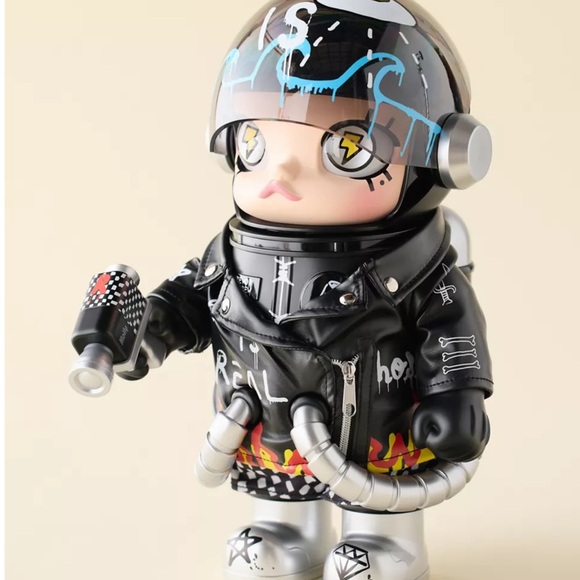 Mega Space Molly 400% Trevor Andrew Figure